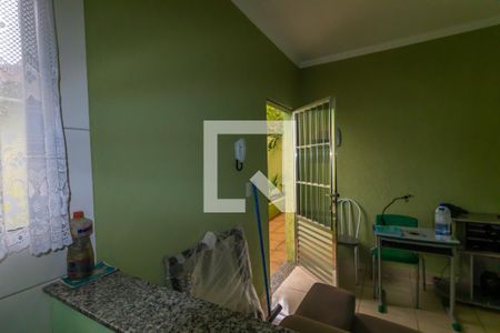 Casa à venda com 270m², 5 quartos e 4 vagas Casa à venda com 270m², 5 quartos e 4 vagasEdícula