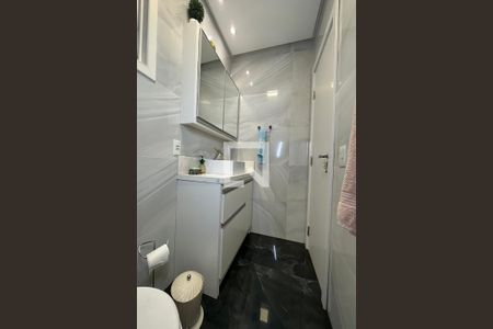 Casa à venda com 180m², 3 quartos e 3 vagasBanheiro Social