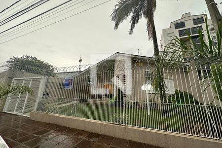 Casa à venda com 180m², 3 quartos e 3 vagasFachada