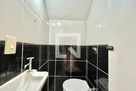 Lavabo de casa para alugar com 4 quartos, 180m² em Conjunto Residencial Jardim Canaã, São Paulo