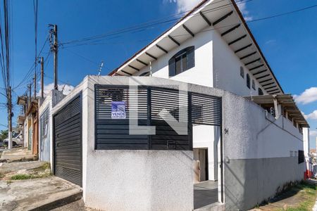 Casa à venda com 180m², 3 quartos e 6 vagasFachada