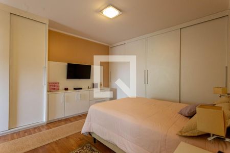 Casa à venda com 400m², 5 quartos e 4 vagasSuite 1