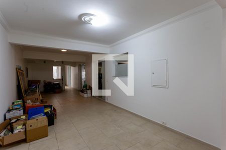 Casa à venda com 400m², 5 quartos e 4 vagasSalão de festas