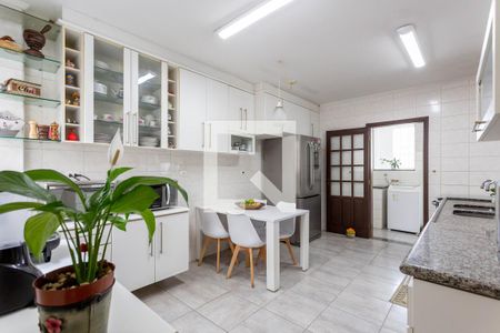 Casa à venda com 400m², 5 quartos e 4 vagasCozinha