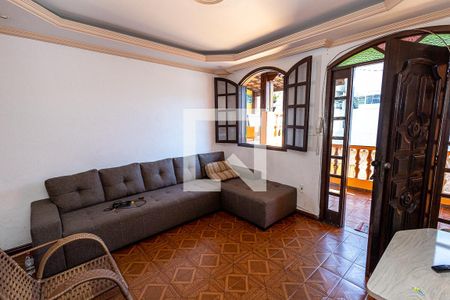 Sala de casa à venda com 3 quartos, 360m² em Maria Helena, Belo Horizonte