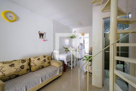 Sala de casa à venda com 2 quartos, 94m² em Campo Novo, Porto Alegre