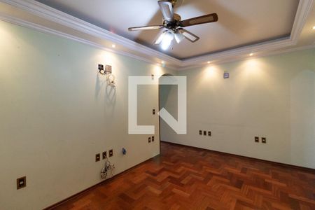 Sala  de casa para alugar com 4 quartos, 400m² em Vila Carrão, São Paulo