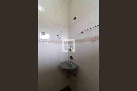 Banheiro da Suíte 1 de casa para alugar com 4 quartos, 400m² em Vila Carrão, São Paulo