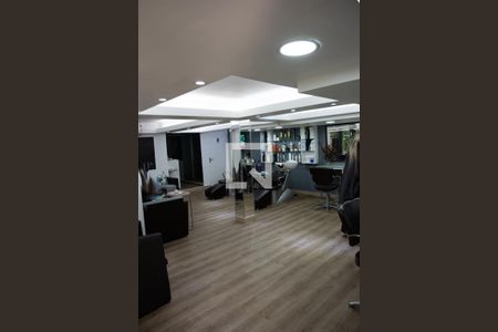 Apartamento à venda com 305m², 4 quartos e 4 vagas Apartamento à venda com 305m², 4 quartos e 4 vagasÁrea comum