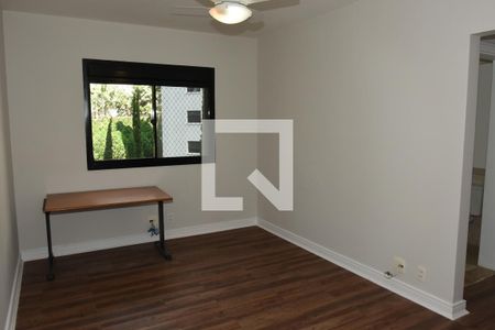 Apartamento à venda com 305m², 4 quartos e 4 vagas Apartamento à venda com 305m², 4 quartos e 4 vagasSuíte 2