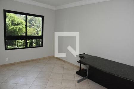 Apartamento à venda com 305m², 4 quartos e 4 vagas Apartamento à venda com 305m², 4 quartos e 4 vagasEscritório