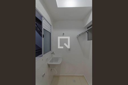 Casa de condomínio para alugar com 38m², 2 quartos e sem vagaÁrea de Serviço