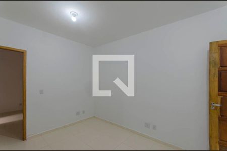 Sala e Cozinha Integrada de casa de condomínio para alugar com 2 quartos, 38m² em Jardim Maringá, São Paulo