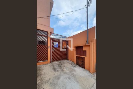 Casa de condomínio para alugar com 58m², 1 quarto e 1 vagaFachada
