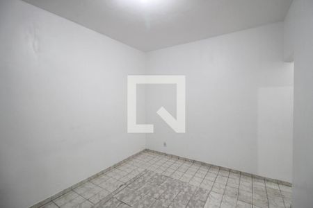 Sala de casa para alugar com 3 quartos, 133m² em Vila Emil, Mesquita