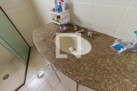 Apartamento à venda com 93m², 3 quartos e 2 vagasBanheiro 