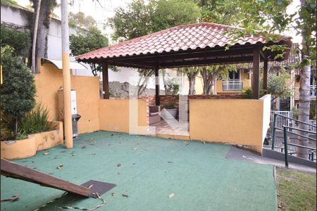 Casa de condomínio para alugar com 65m², 2 quartos e 1 vagaGazebo
