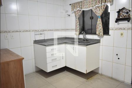 Casa de condomínio para alugar com 65m², 2 quartos e 1 vagaCozinha