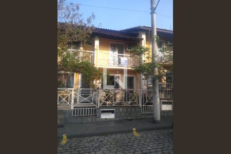 Casa de condomínio para alugar com 65m², 2 quartos e 1 vagaFachada da Casa