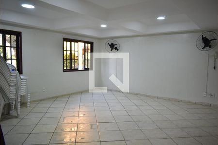 Casa de condomínio para alugar com 65m², 2 quartos e 1 vagaSalão de Festas