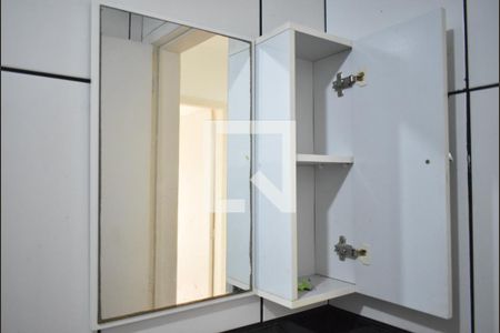 Casa de condomínio para alugar com 65m², 2 quartos e 1 vagaBanheiro 1 - Armário