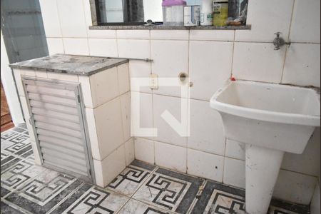 Casa de condomínio para alugar com 65m², 2 quartos e 1 vagaÁrea de Serviço