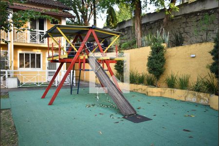 Casa de condomínio para alugar com 65m², 2 quartos e 1 vagaPlayground