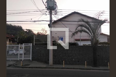 Casa de condomínio para alugar com 65m², 2 quartos e 1 vagaFachada do condomínio - Placa