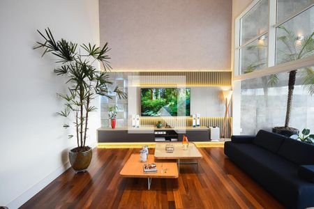 Sala de apartamento para alugar com 4 quartos, 250m² em Vila Suzana, São Paulo