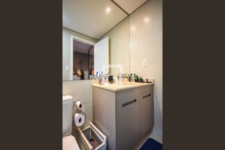 Apartamento à venda com 250m², 4 quartos e 4 vagasBanheiro suíte 3