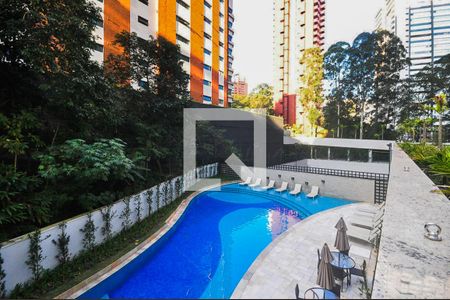 Apartamento à venda com 250m², 4 quartos e 4 vagasPiscina 2