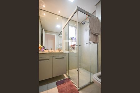 Apartamento à venda com 250m², 4 quartos e 4 vagasBanheiro suíte 2