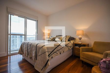 Apartamento à venda com 250m², 4 quartos e 4 vagasSuíte 4