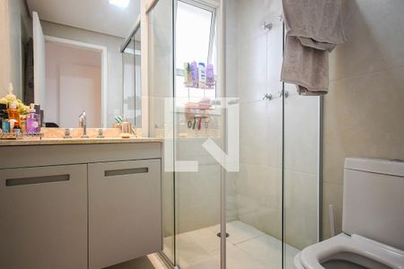 Apartamento à venda com 250m², 4 quartos e 4 vagasBanheiro suíte 2