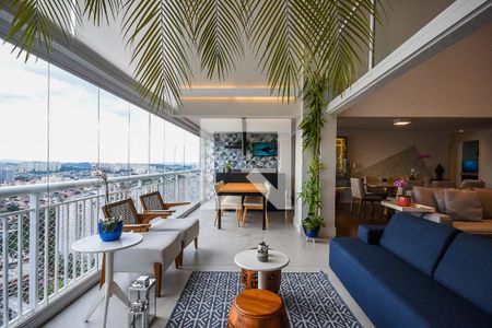 Varanda de apartamento para alugar com 4 quartos, 250m² em Vila Suzana, São Paulo