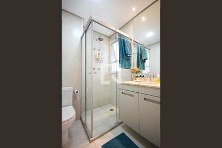 Apartamento à venda com 250m², 4 quartos e 4 vagasBanheiro suíte 1