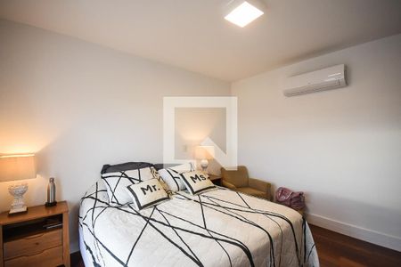 Apartamento à venda com 250m², 4 quartos e 4 vagasSuíte 4