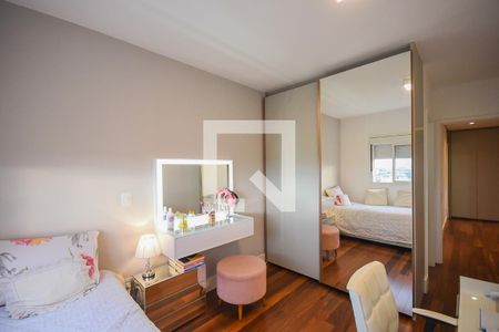 Apartamento à venda com 250m², 4 quartos e 4 vagasSuíte 2