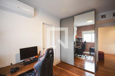 Apartamento à venda com 250m², 4 quartos e 4 vagasSuíte 3