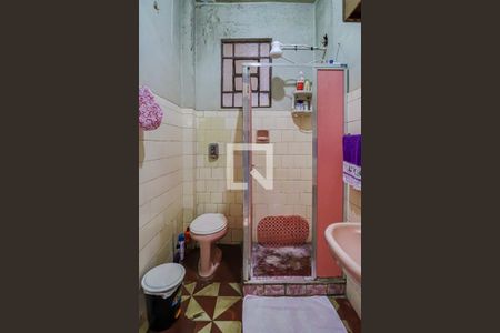 Casa à venda com 167m², 3 quartos e 2 vagasBanheiro