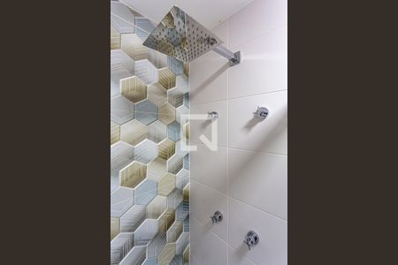 Apartamento para alugar com 61m², 2 quartos e 1 vagaDetalhe do Banheiro