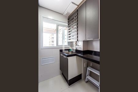 Apartamento para alugar com 61m², 2 quartos e 1 vagaÁrea de Serviço