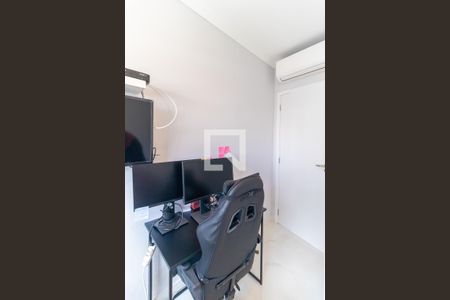 Quarto de apartamento à venda com 2 quartos, 70m² em Pinheiros, São Paulo