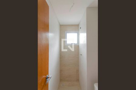 Banheiro de apartamento à venda com 1 quarto, 27m² em Parque Paineiras, São Paulo
