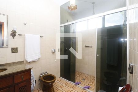 Casa para alugar com 400m², 4 quartos e 5 vagasBanheiro da Suíte 3