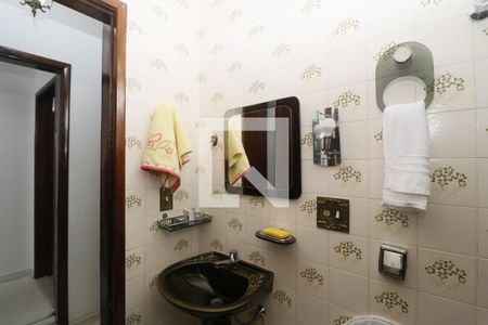 Casa para alugar com 400m², 4 quartos e 5 vagasBanheiro da Suíte 4