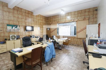 Casa para alugar com 400m², 4 quartos e 5 vagasEscritório 2