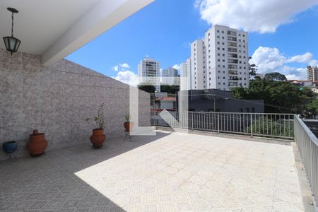 Casa para alugar com 400m², 4 quartos e 5 vagasTerraço