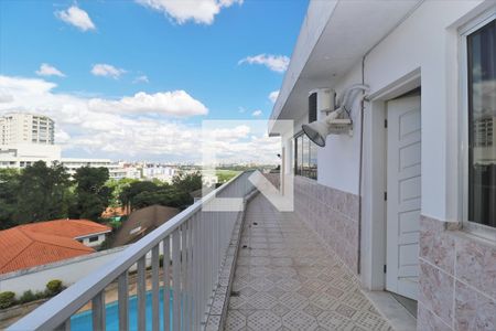 Casa para alugar com 400m², 4 quartos e 5 vagasCorredor