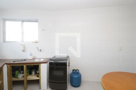 Casa para alugar com 400m², 4 quartos e 5 vagasCozinha 2